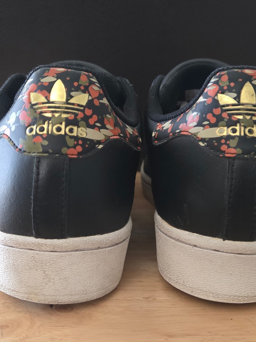 Adidas Superstar Sneakers